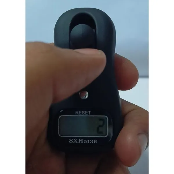 Manual_Hand_Finger_Digital_Counting_Machine_|_Digital_Finger_Counter_with_Large_Digital_LCD_Display_for_Activities,_Meditation,_Mantra_Chanting_Counting_(Multicolor,Pack_of_1)