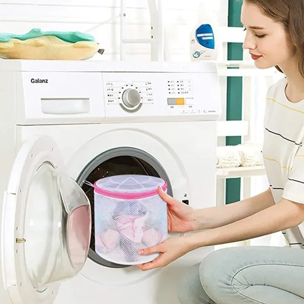 Round_cloth_washing_Laundray_bag_|_washing_net_bag_Pouch_|_Mesh_Laundry_Bag_with_rust_free_zipper_for_Washing_bra,_socks_and_underwear_(White,_Pack_of_1)