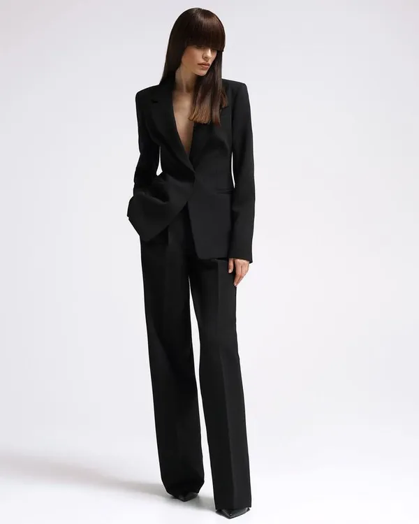 Black_Coat_Set_For_Women