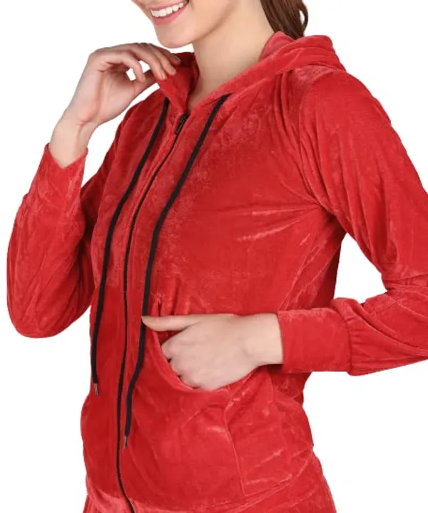 Poppupatka_Pink_Hooded_Tracksuit_For_Women