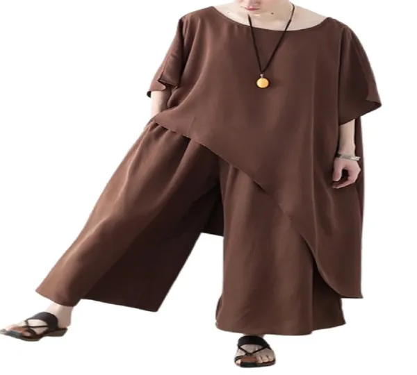 Women_Travel_Look_Tracksuit_Brown