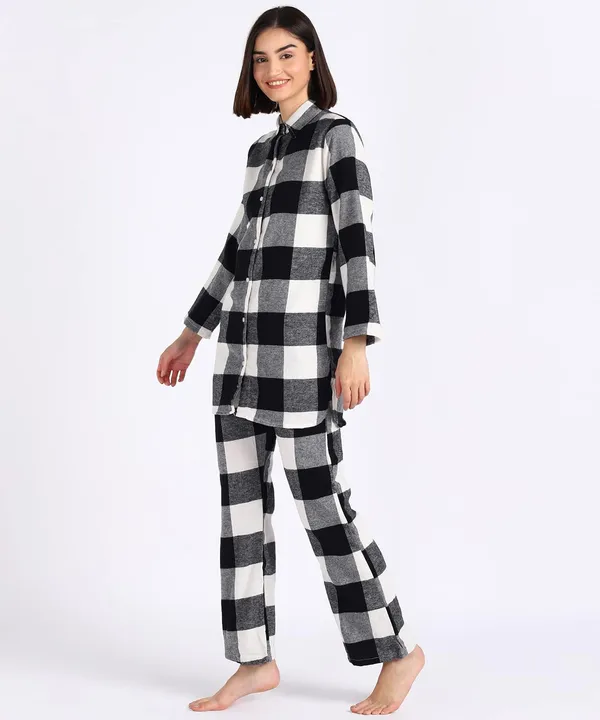 Women'S_Woolen_Night_Suit_(Black_Chex)_(202148)