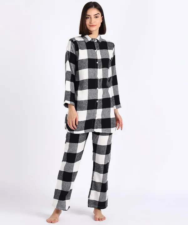 Women'S_Woolen_Night_Suit_(Black_Chex)_(202148)
