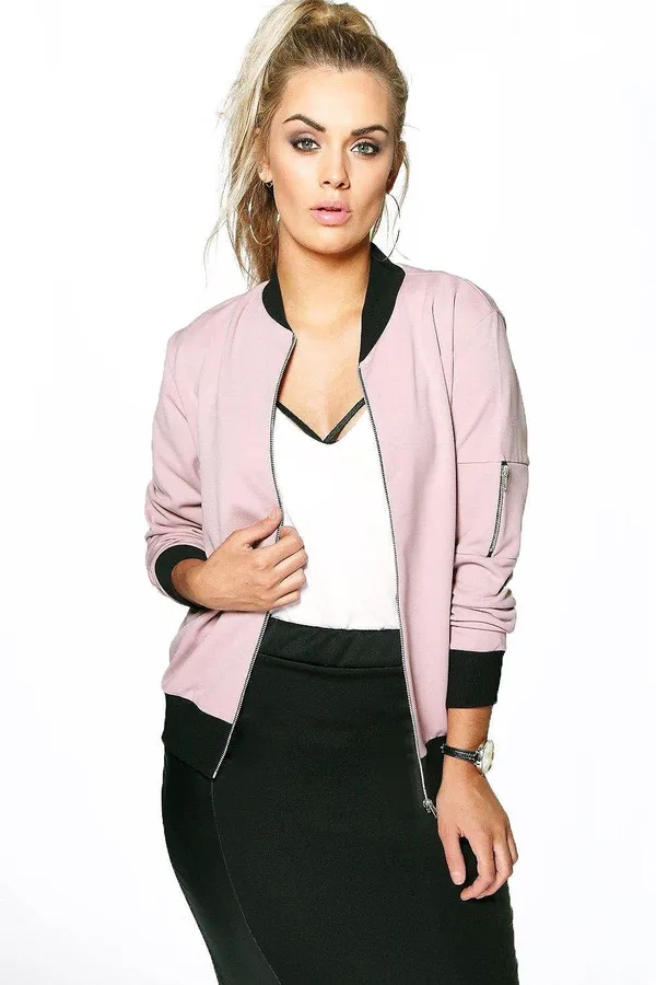 Velvet_Black_Track_Suit_For_Women