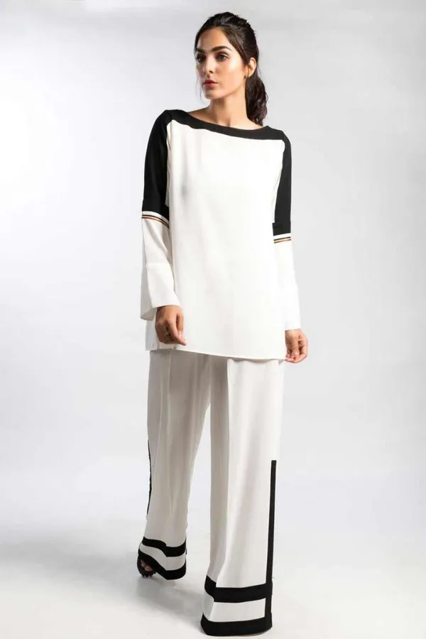 Woollen_Maroon_Coat_For_Women