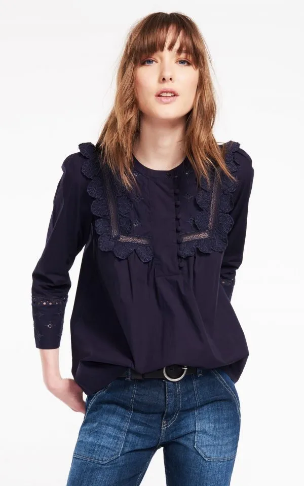 Black_Shirt_For_Women