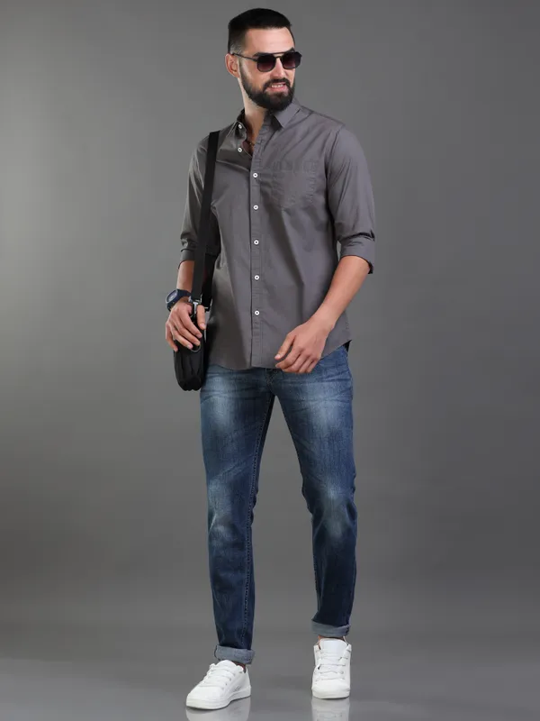 Grey_Color_Premium_Mens_Cotton_Poplin_Plain_Shirt
