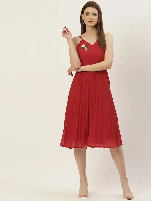 Red_Georgette__dress