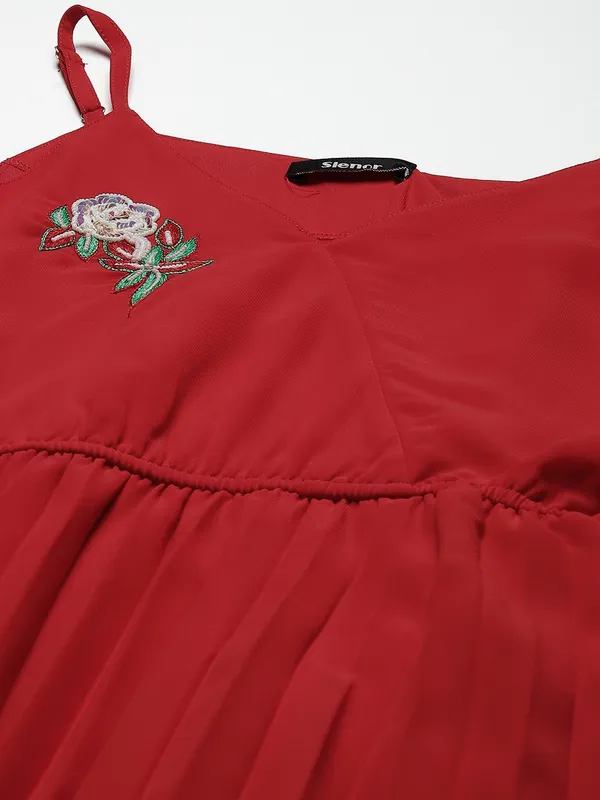 Red_Georgette__dress