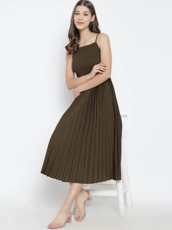 Olive_Polyester__dress