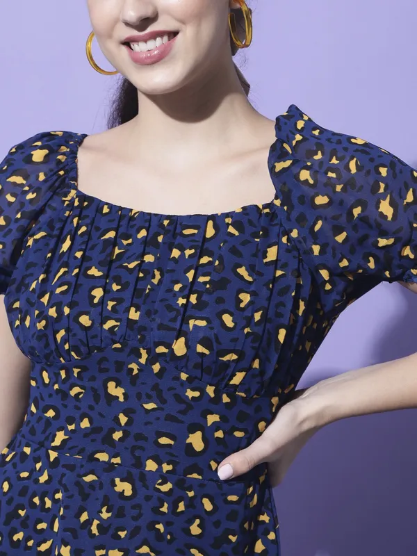 Blue_Georgette_Abstract_dress
