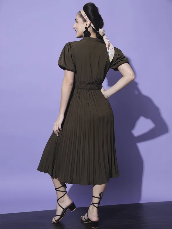 Green_Crepe_Solid_dress