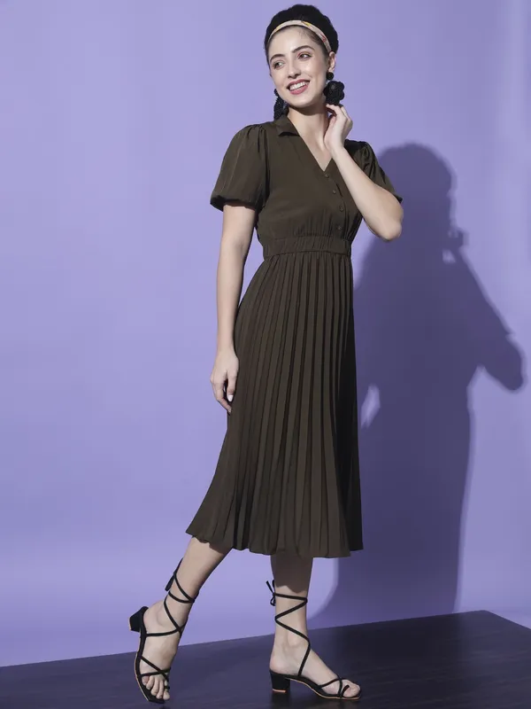 Green_Crepe_Solid_dress