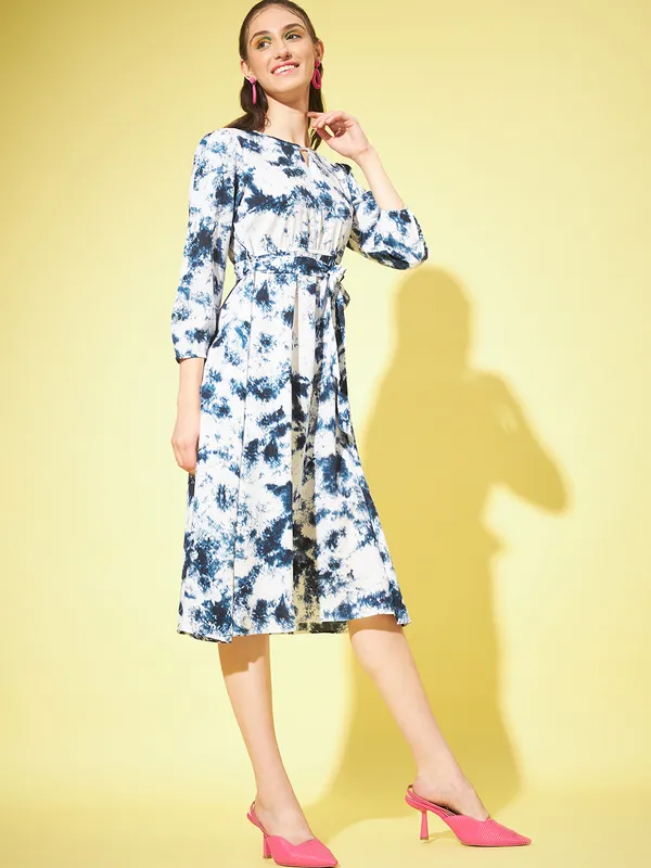 Blue_Crepe_Floral_dress