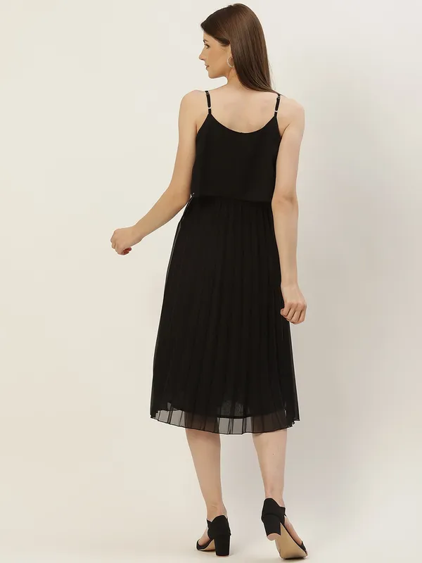 Black_Georgette_Solid_dress