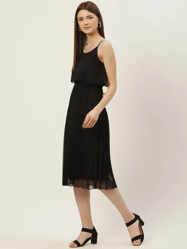 Black_Georgette_Solid_dress
