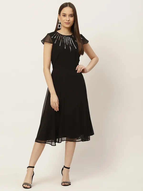 Black_Georgette_Solid_dress
