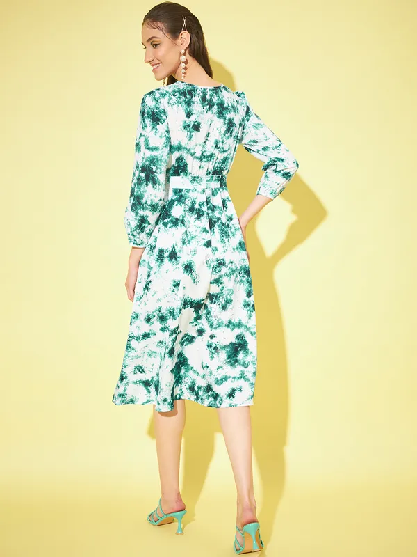 Green_Crepe_Tie_&_Dye_dress
