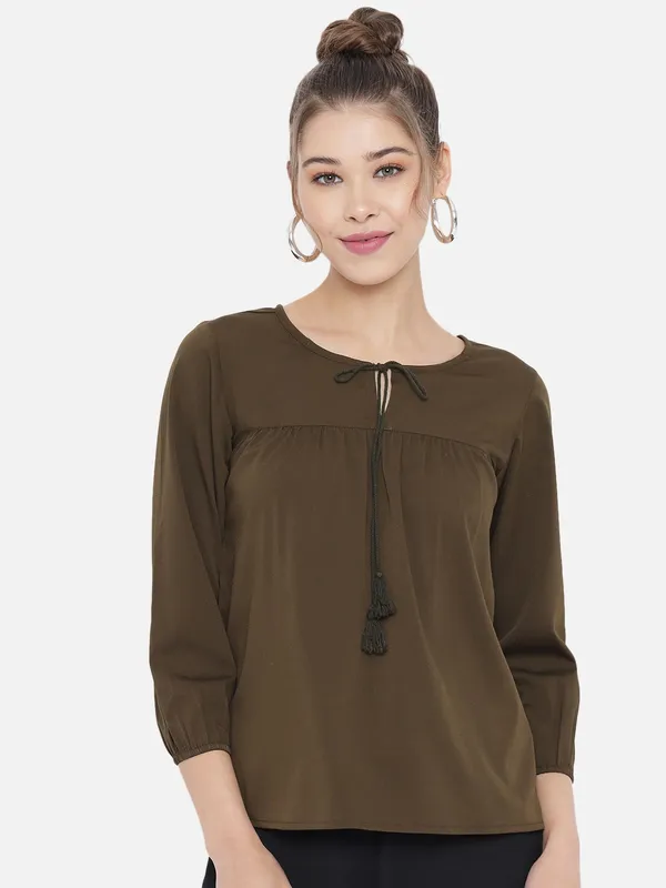 DarkGreen_Crepe_Solid_top