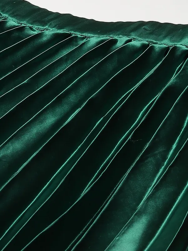 Green_Satin_Blend_Solid_skirt