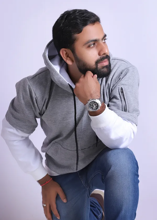 Unisex_Grey_White_Doctor_Sleeved_Hoodie