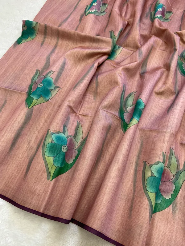 Madhuri_Wine_&_Peach_–_Sweet_Diwali_Special_|_Soft_Tussar_Silk_Saree_with_Print,_Pallu_&_Contrast_Print_Blouse_with_Tassels