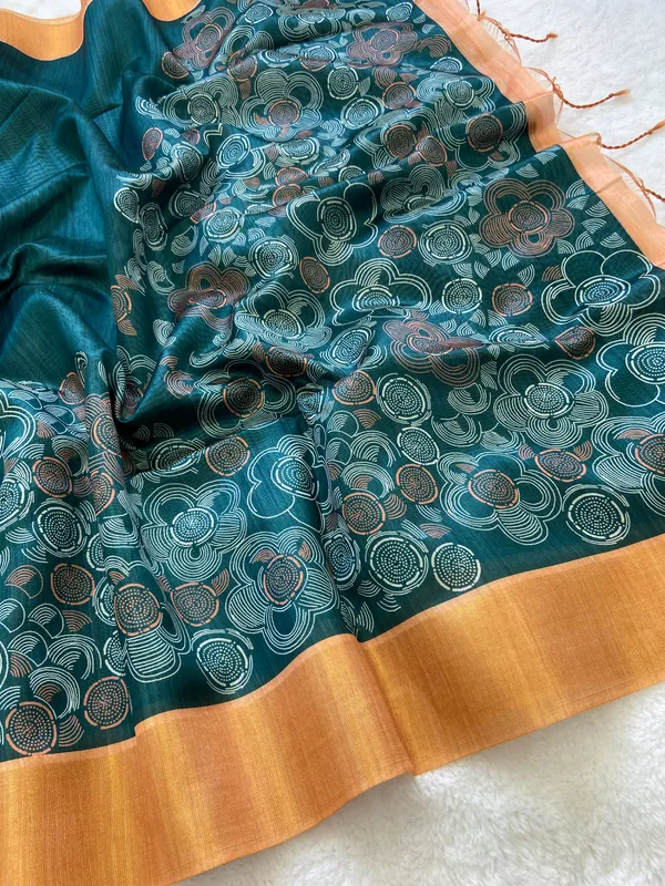 Soft_Tussar_Silk_sarees_with_Beautiful_Print_With_Attractive_Border_And_Contrast_Print_Blouse_With_Tassels