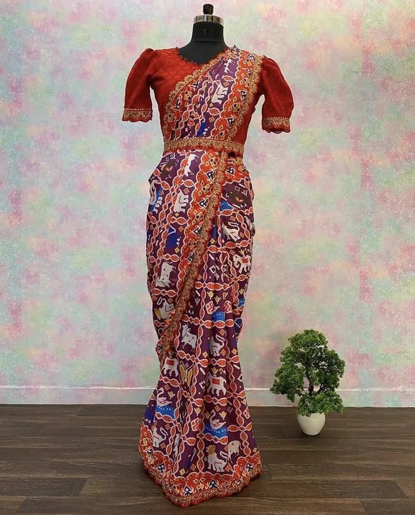 Digital_Print_Soft_Satin_Silk_Saree_(Wine),_With_Ready-Made_Blouse_With_Hip_Belt