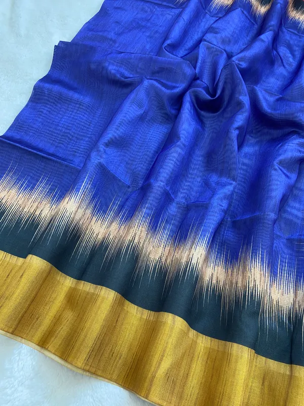 Mihika_Blue_–_Dew_Fresh_Navratri_Special_|_Soft_Tussar_Silk_Saree_with_Print,_Pallu_&_Contrast_Print_Blouse_with_Tassels