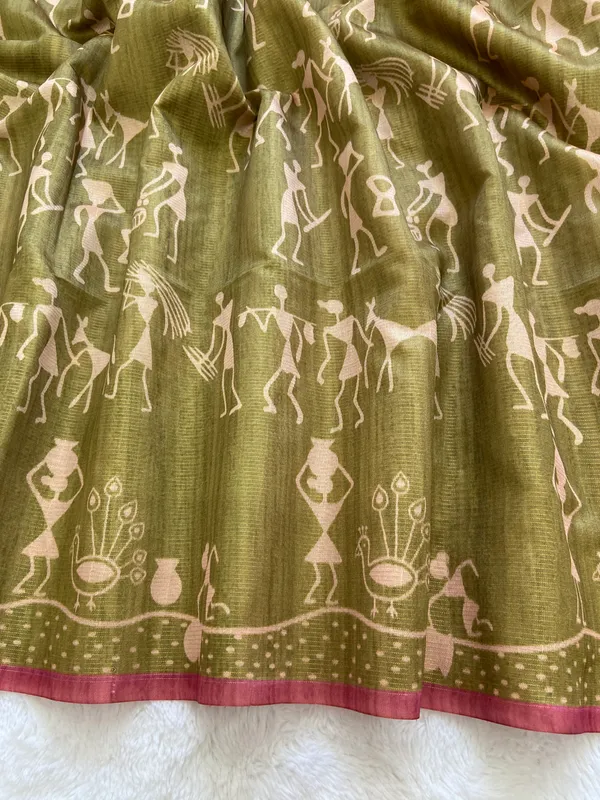 Ojasvi_Pink_–_Radiant_Navratri_Special_|_Soft_Tussar_Silk_Saree_with_Print,_Pallu_&_Contrast_Print_Blouse_with_Tassels