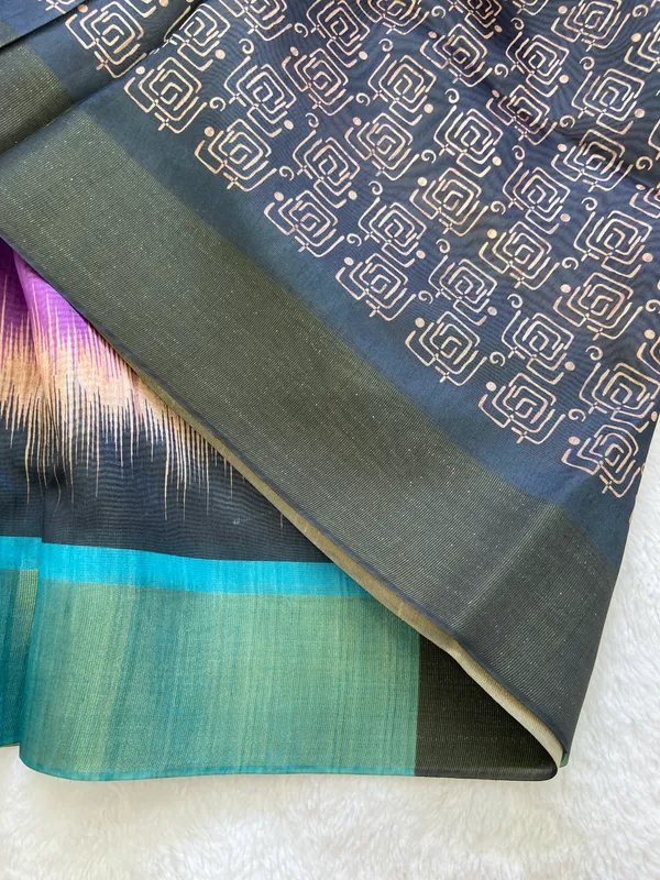 Mihika_Wine_–_Dew_Fresh_Diwali_Special_|_Soft_Tussar_Silk_Saree_with_Print,_Pallu_&_Contrast_Print_Blouse_with_Tassels