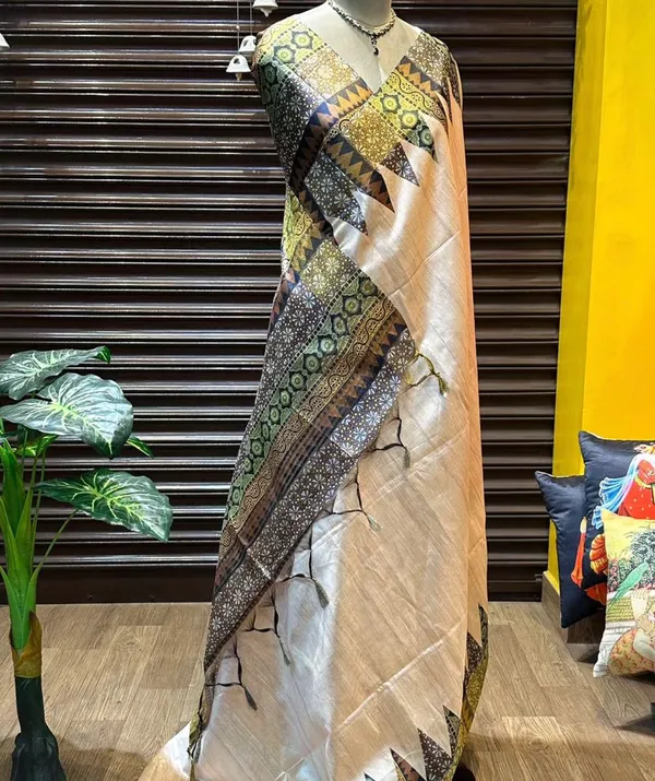 Amrita_Yellow_–_Nectar_Diwali_Special_|_Soft_Tussar_Silk_Saree_with_Print,_Pallu_&_Contrast_Print_Blouse_with_Tassels