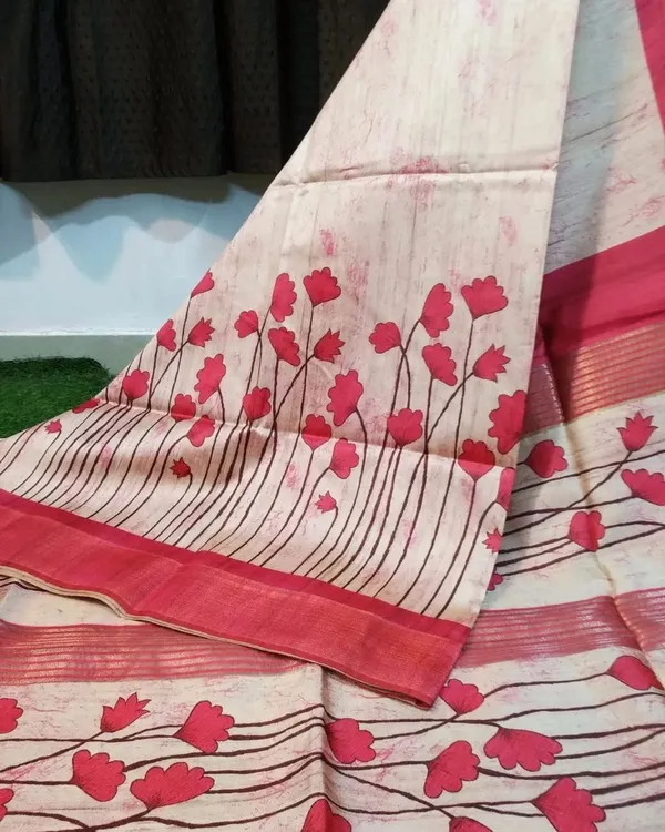 Tripti_Red_–_Diwali_Special_|_Soft_Tussar_Silk_Saree_with_Blouse_Piece