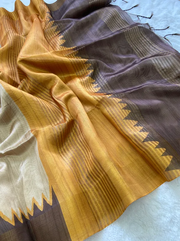 Soft_Tussar_Silk_sarees_with_Beautiful_Print_With_Attractive_Zari_Line_Saree_And_Print_Blouse_With_Tassels
