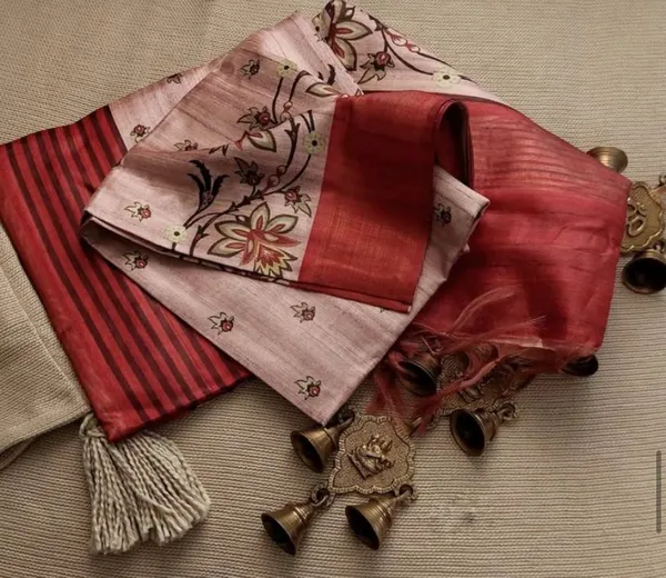 Charvi_2_Red_–_Graceful_Diwali_Special_|_Soft_Tussar_Silk_Saree_with_Print,_Border_&_Contrast_Print_Blouse_with_Tassels