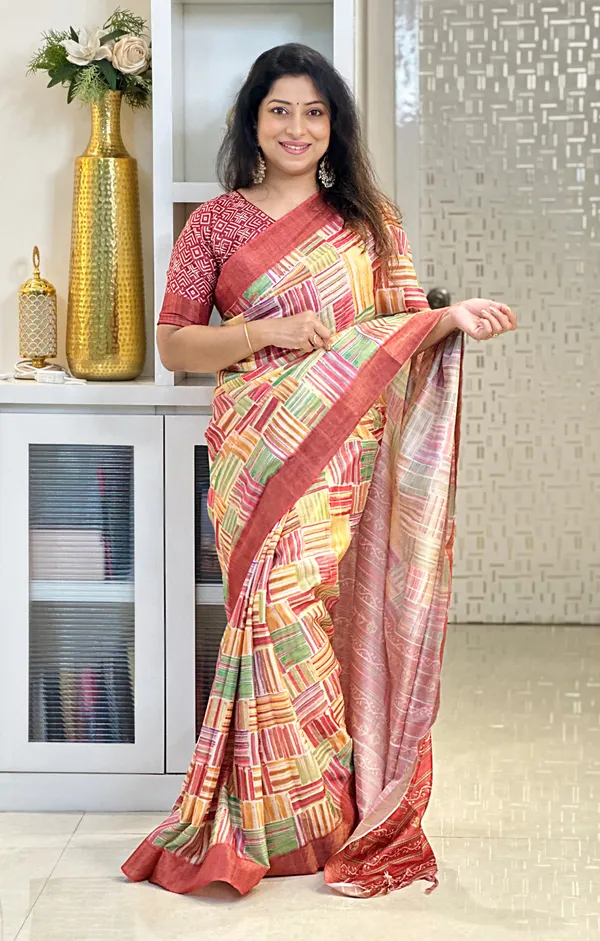 Omya_Maroon_–_Aesthetic_Edit_for_You_|_Soft_Tussar_Silk_Saree_with_Print,_Slub_Pattern_&_Print_Blouse_with_Tassels