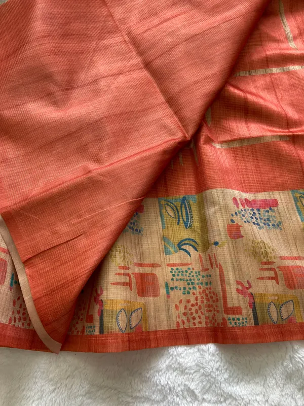 Soft_Tussar_Silk_sarees_with_Beautiful_Print_With_Attractive_Pallu_And_Contrast_Print_Blouse_With_Tassels