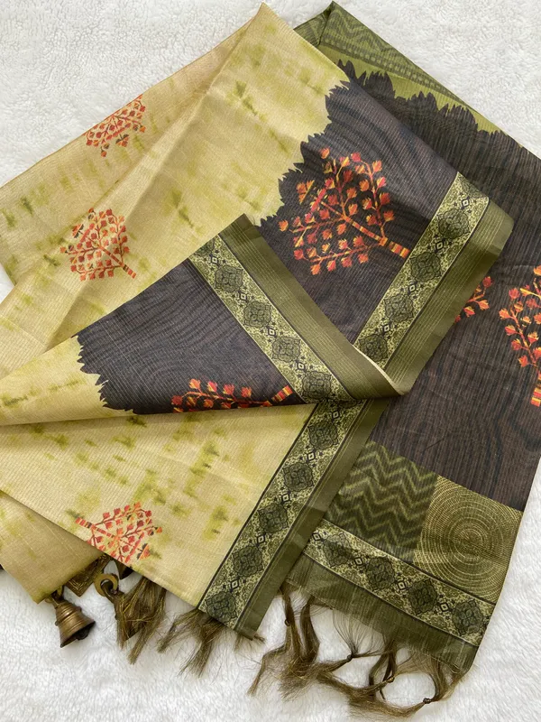 Tejal_Green_–_Radiant_Navratri_Special_|_Soft_Tussar_Silk_Saree_with_Print,_Pallu_&_Contrast_Print_Blouse_with_Tassels