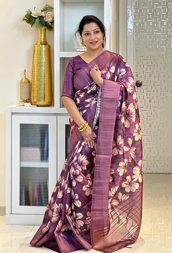 Soft_Tussar_Silk_sarees_with_Beautiful_Print_With_Attractive_Pallu_&_Zari_Border_And_Contrast_Print_Blouse_With_Tassels