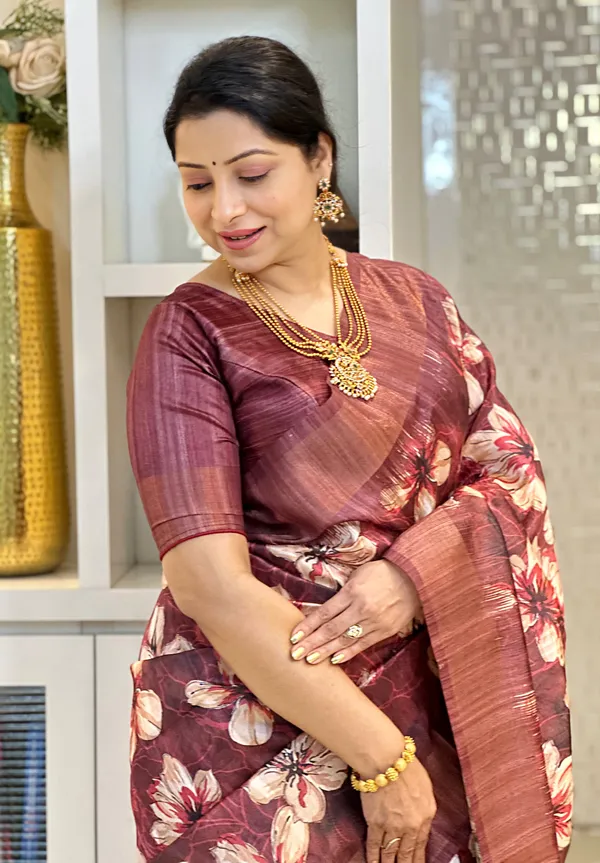 Gargi_Maroon_–_Wise_Diwali_Special_|_Soft_Tussar_Silk_Saree_with_Print,_Pallu_&_Zari_Border_&_Contrast_Print_Blouse_with_Tassels
