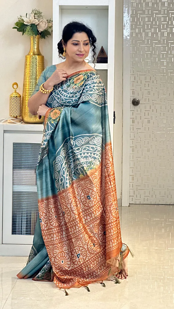 Soft_Tussar_Silk_sarees_with_Beautiful_Print_With_Attractive_Zari_Line_Saree_And_Print_Blouse_With_Tassels