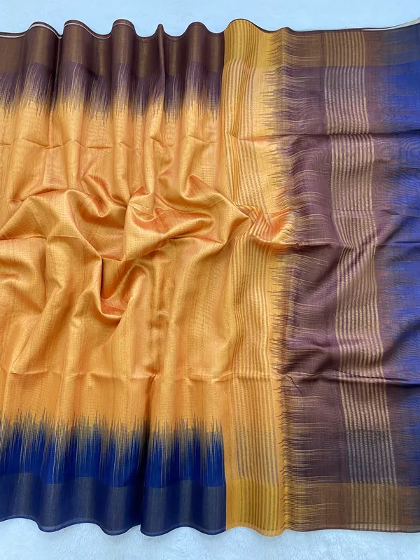 Soft_Tussar_Silk_sarees_with_Beautiful_Print_With_Attractive_Pallu_And_Contrast_Print_Blouse_With_Tassels