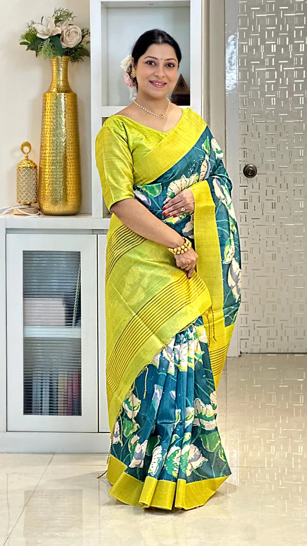 Anusha_Lemon_Yellow_–_Zari_Line_Diwali_Special_|_Soft_Tussar_Silk_Saree_with_Print,_Zari_Line_Saree_&_Print_Blouse_with_Tassels