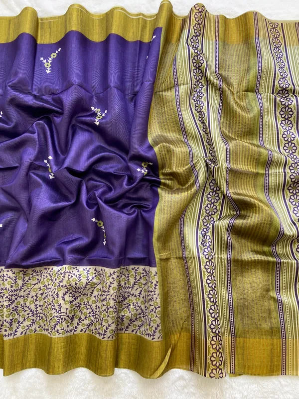 Soft_Tussar_Silk_sarees_with_Beautiful_Print_With_Attractive_Border_And_Contrast_Print_Blouse_With_Tassels