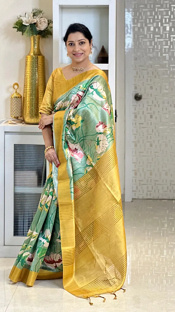 Anusha_Yellow_–_Zari_Line_Diwali_Special_|_Soft_Tussar_Silk_Saree_with_Print,_Zari_Line_Saree_&_Print_Blouse_with_Tassels