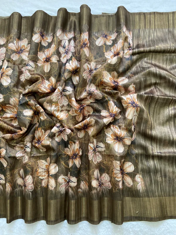 Soft_Tussar_Silk_sarees_with_Beautiful_Print_With_Attractive_Pallu_&_Zari_Border_And_Contrast_Print_Blouse_With_Tassels