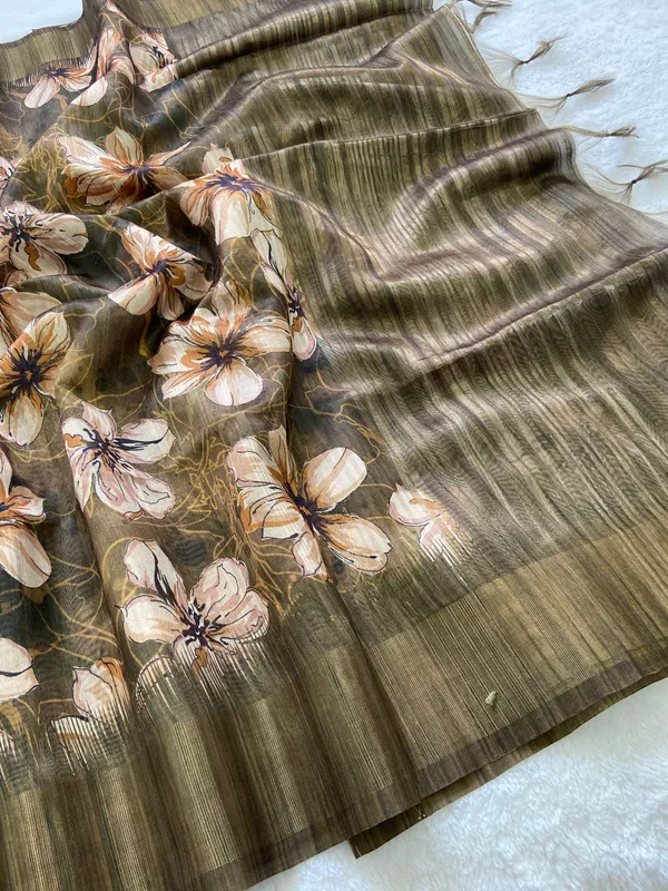 Soft_Tussar_Silk_sarees_with_Beautiful_Print_With_Attractive_Pallu_&_Zari_Border_And_Contrast_Print_Blouse_With_Tassels