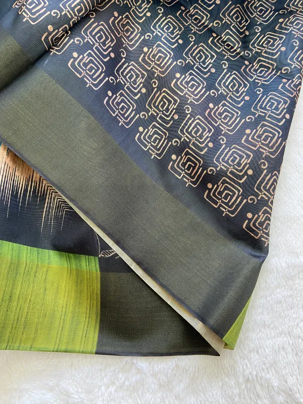 Mihika_Sky_Blue_–_Dew_Fresh_Navratri_Special_|_Soft_Tussar_Silk_Saree_with_Print,_Pallu_&_Contrast_Print_Blouse_with_Tassels