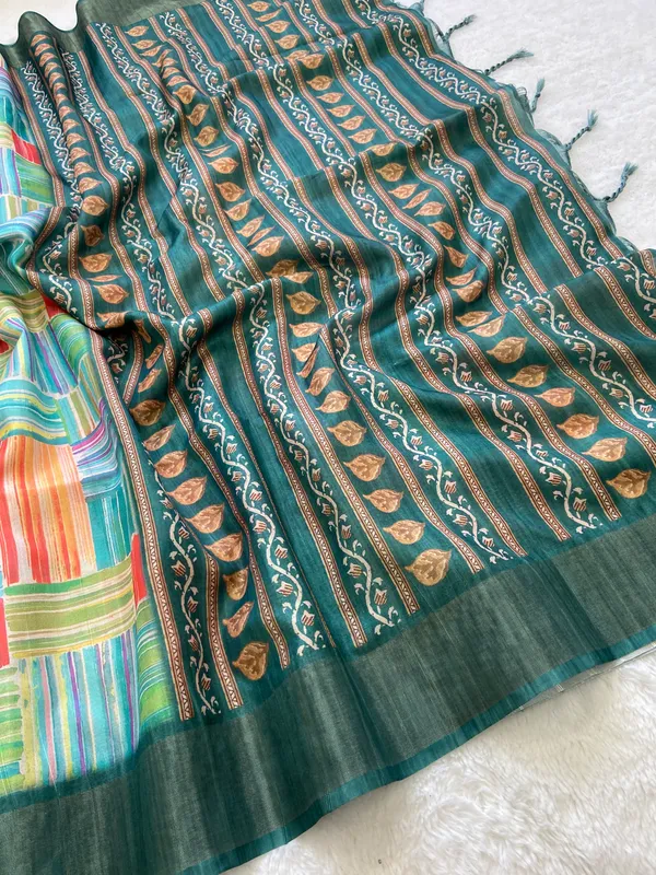 Omya_Rama_Green_–_Aesthetic_Edit_for_You_|_Soft_Tussar_Silk_Saree_with_Print,_Slub_Pattern_&_Print_Blouse_with_Tassels