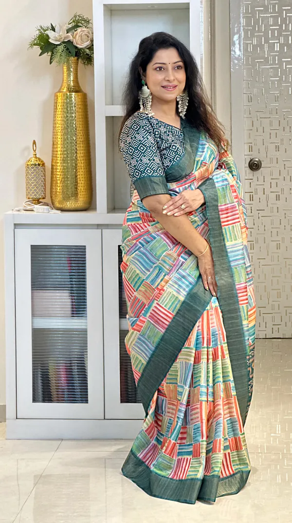 Omya_Rama_Green_–_Aesthetic_Edit_for_You_|_Soft_Tussar_Silk_Saree_with_Print,_Slub_Pattern_&_Print_Blouse_with_Tassels